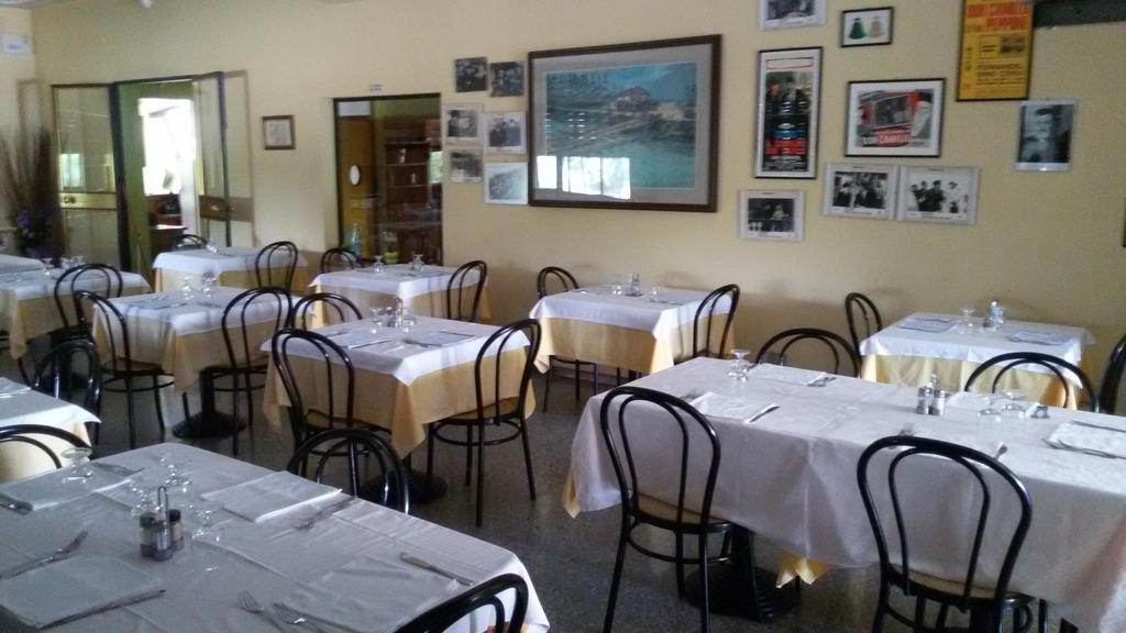 Albergo Del Po Viadana Екстериор снимка