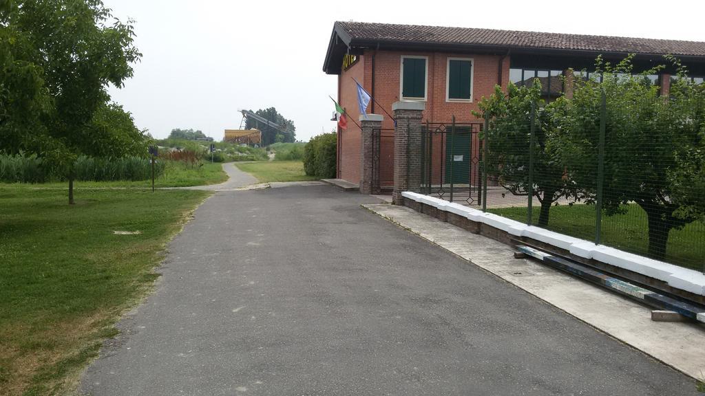 Albergo Del Po Viadana Екстериор снимка